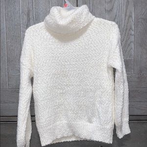 Cozy Soft White Turtleneck Sweater ✨